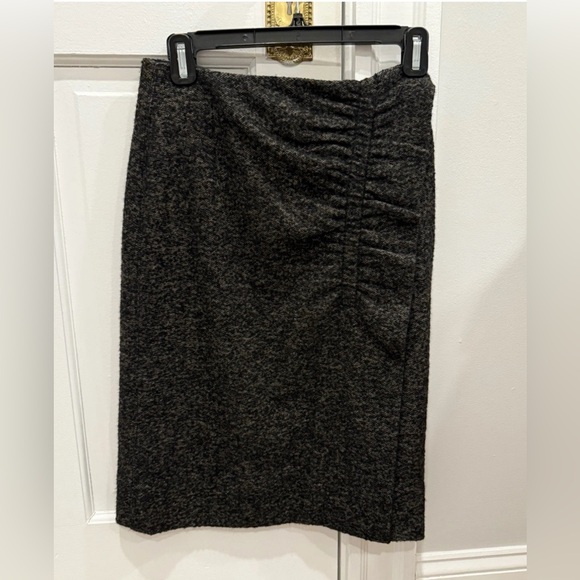 Louis Vuitton Fall 2006 Runway Gray Cashmere Skirt - Picture 3 of 5